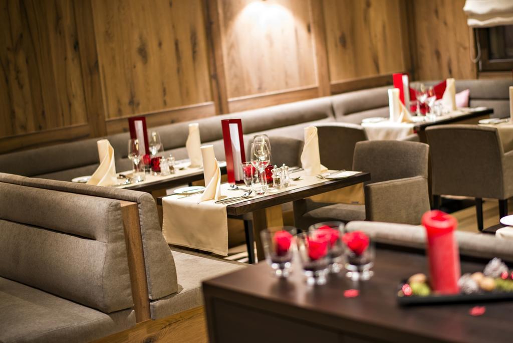 Hotel Palue Понтрезина Екстериор снимка